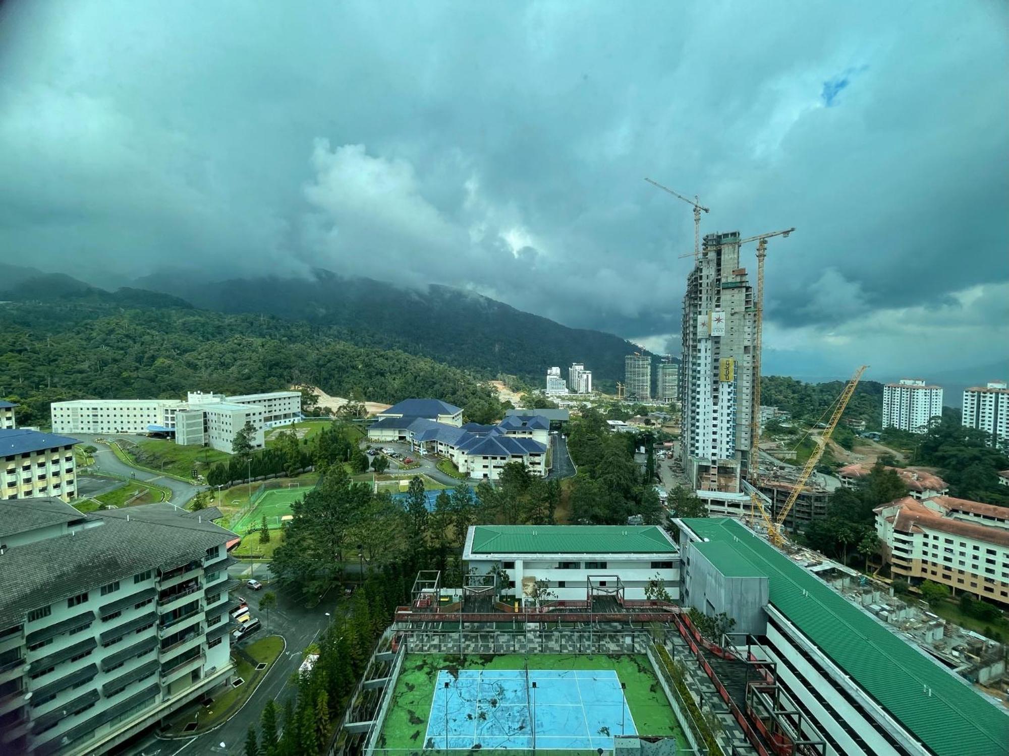 Windmill Upon Hills Osk Genting By Aurorahomes Genting Highlands Exterior photo